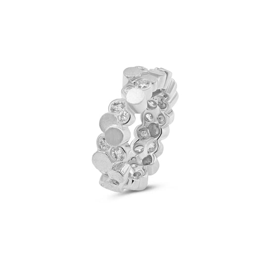 The BubbeLLes™ Ring by Lester Lampert in 18k white gold, featuring Ideal-cut diamonds in a multidimensional design with contrasting bright and satin polishes, crafted by a Chicago jeweler.